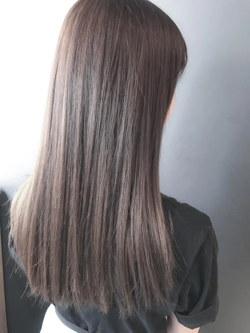 ロング カラー ベージュカラー ハイライトカラー パープルカラー ハイライト ヘアカラー BOX mico.のヘアスタイル
