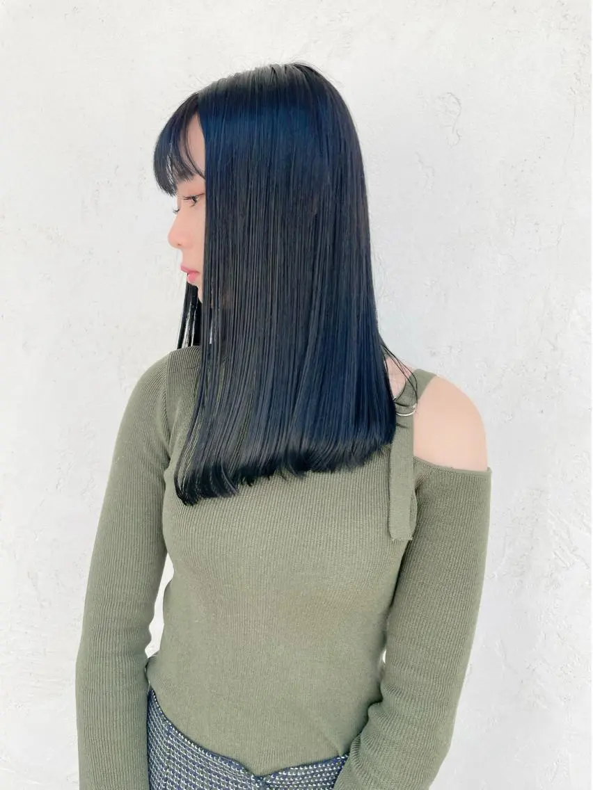 ロング カラー ヘアカラー トリートメント 顔周りカット 【オノザワリョウ】のヘアスタイル