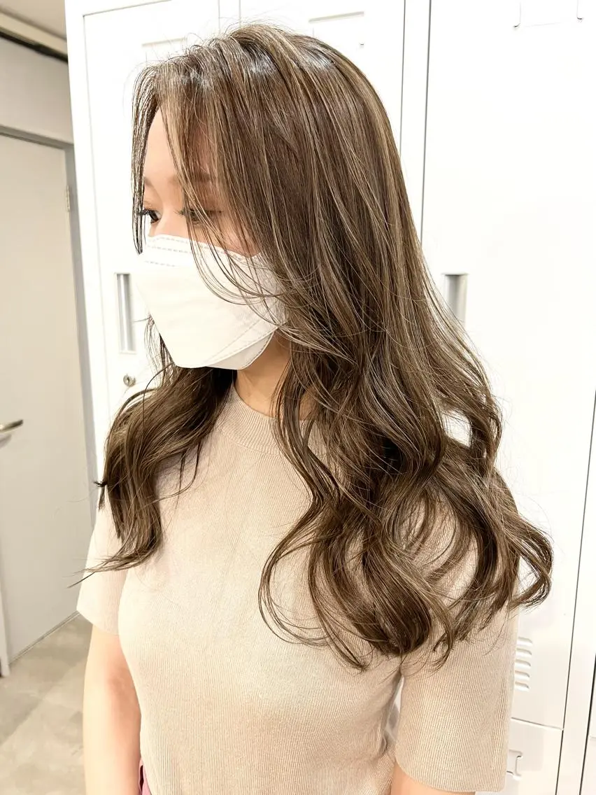 セミロング ヘアカラー トリートメント KYOKO 【Bear】のヘアスタイル