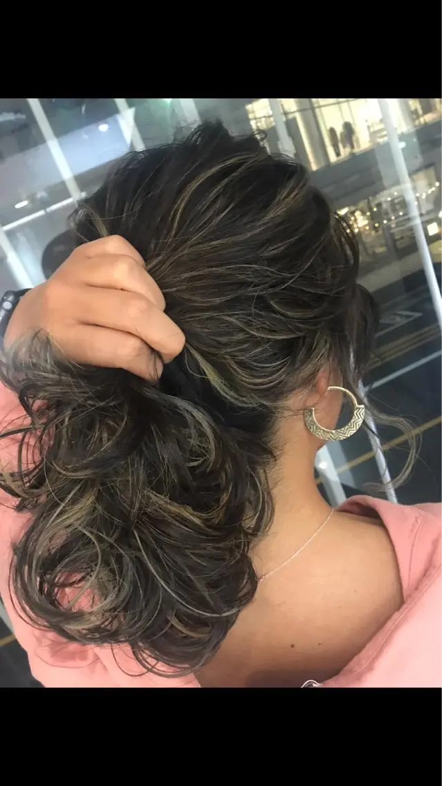 ミディアム カラー LAS 代表 ナガカワ コウヘイのヘアスタイル