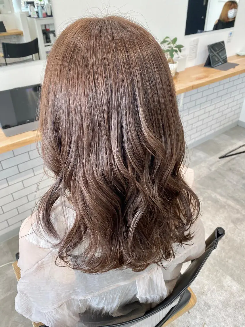 セミロング カラー 【safric】 NAOのヘアスタイル