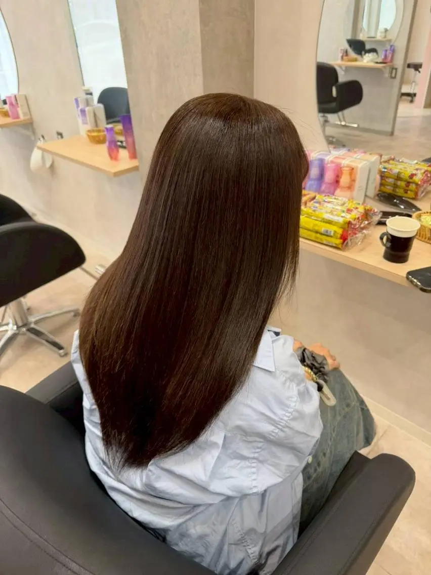 セミロング 山崎 彩稀のヘアスタイル