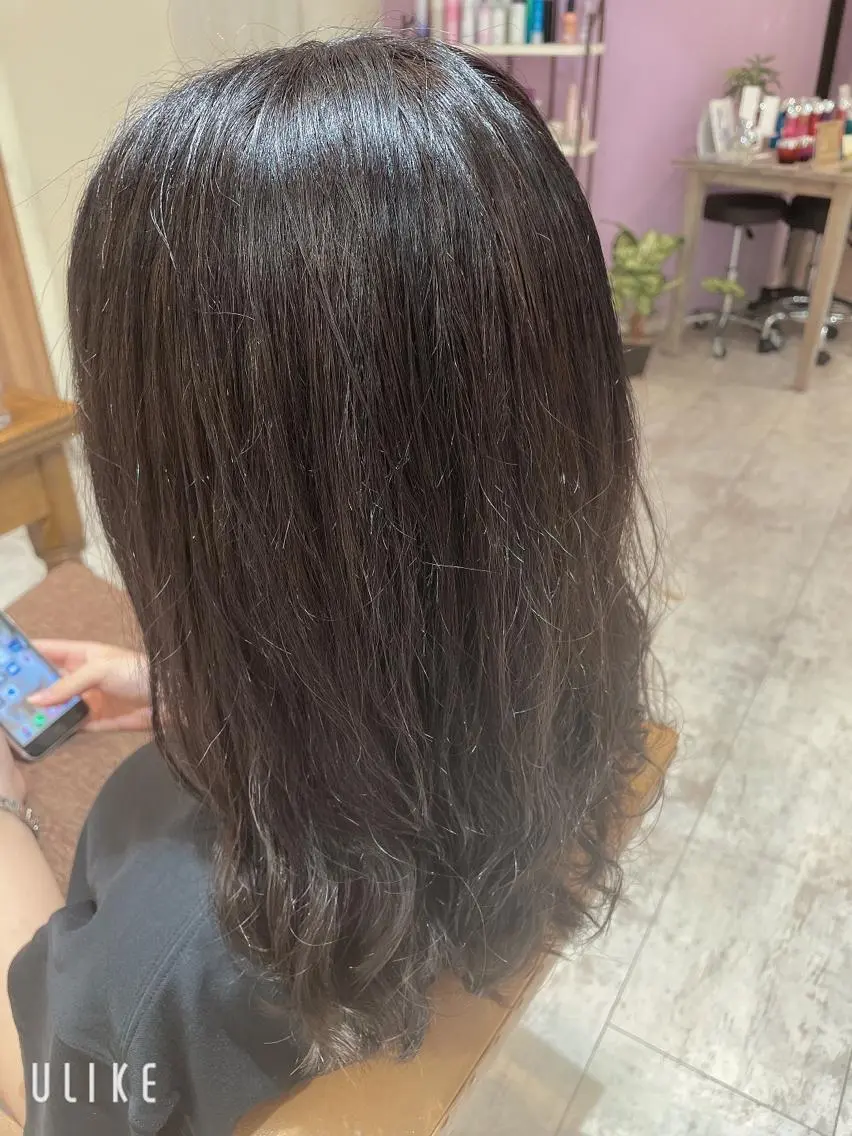 カラー ヘアカラー トリートメント 小川 夏生のヘアスタイル