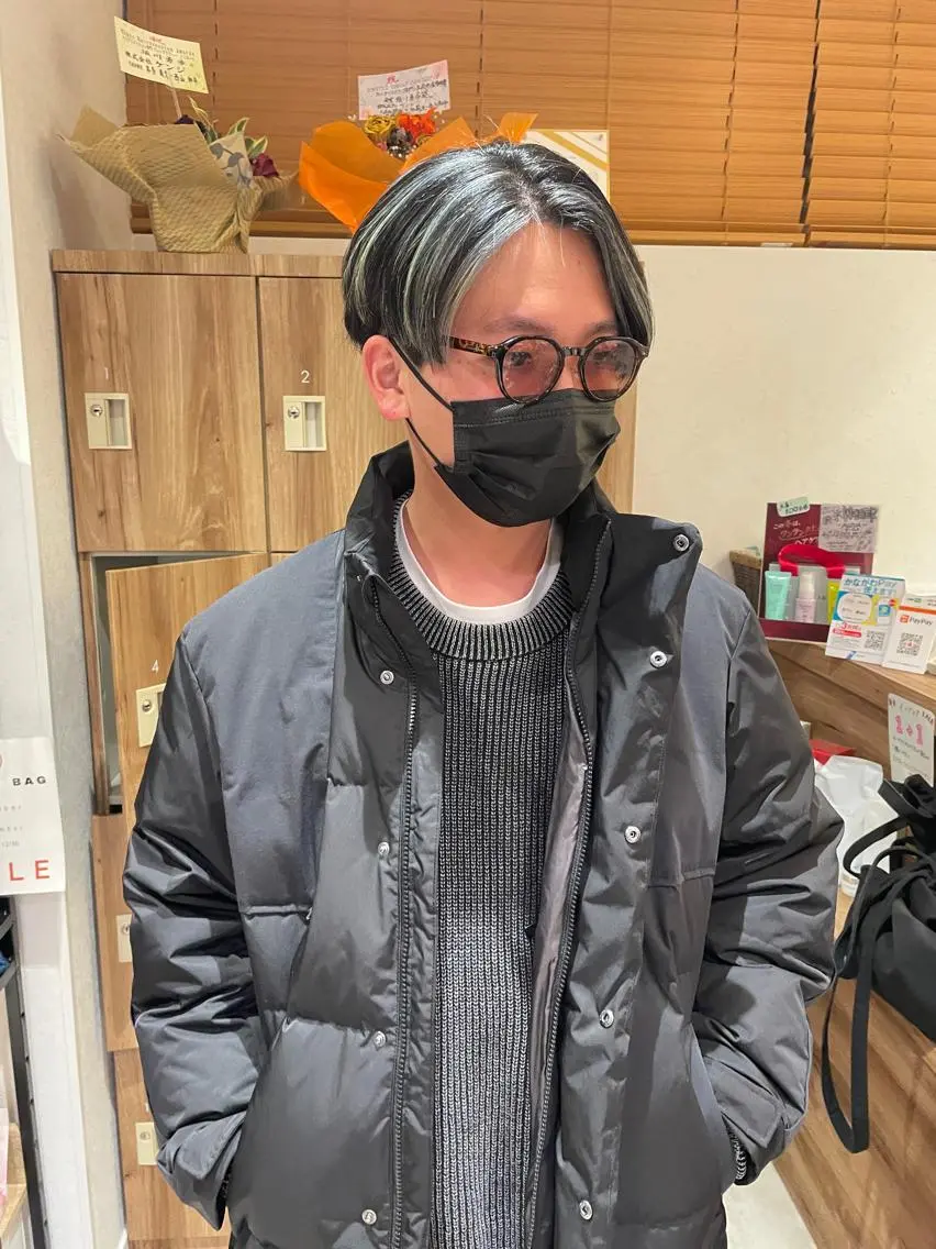ショート カラー メンズ ショートボブ メンズブリーチ メンズパーマ メンズウルフカット ブリーチ 似合わせ レイヤー須川のヘアスタイル