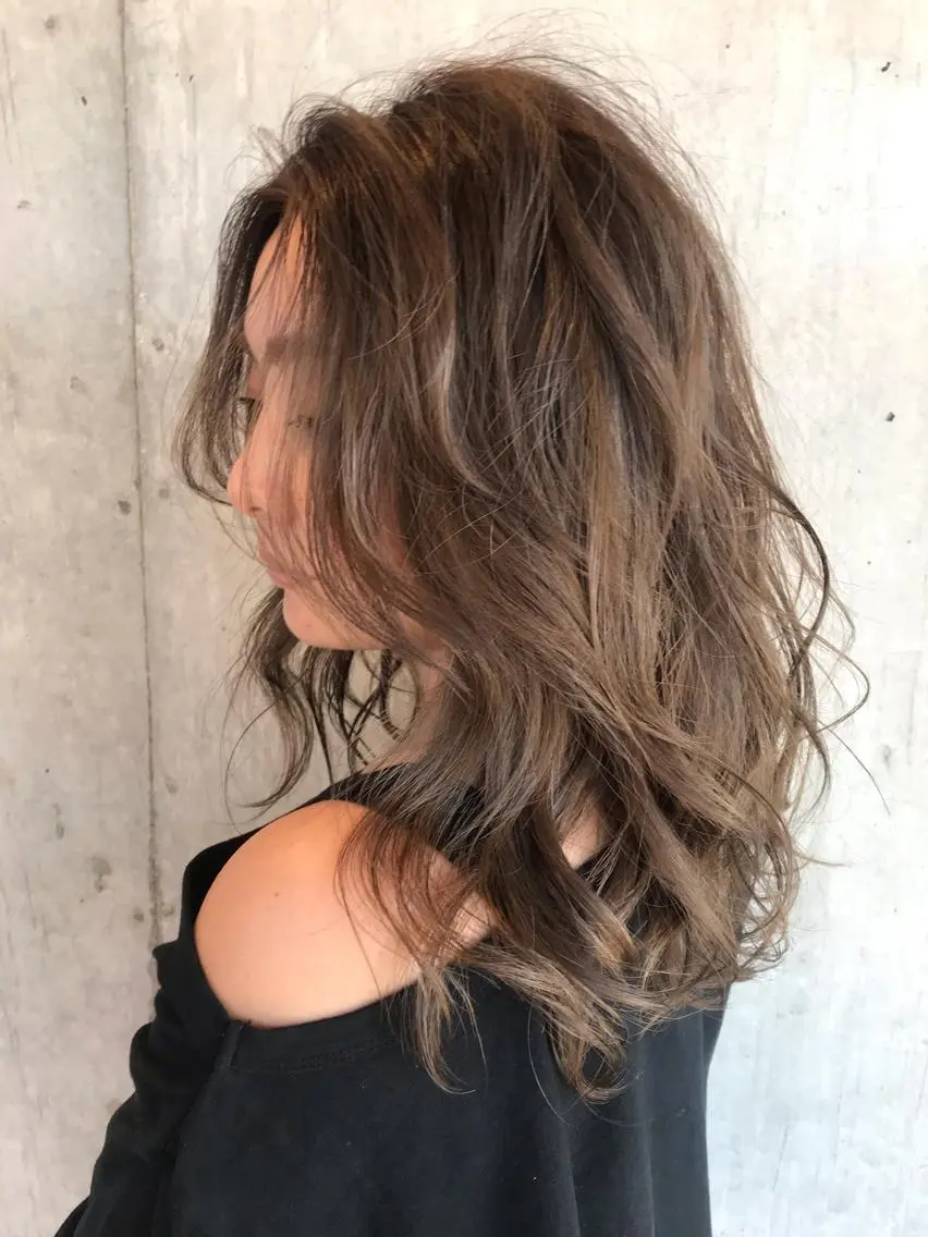 セミロング カラー ヘアアレンジ ネイル マツエク・マツパ 滝島 真帆のヘアスタイル