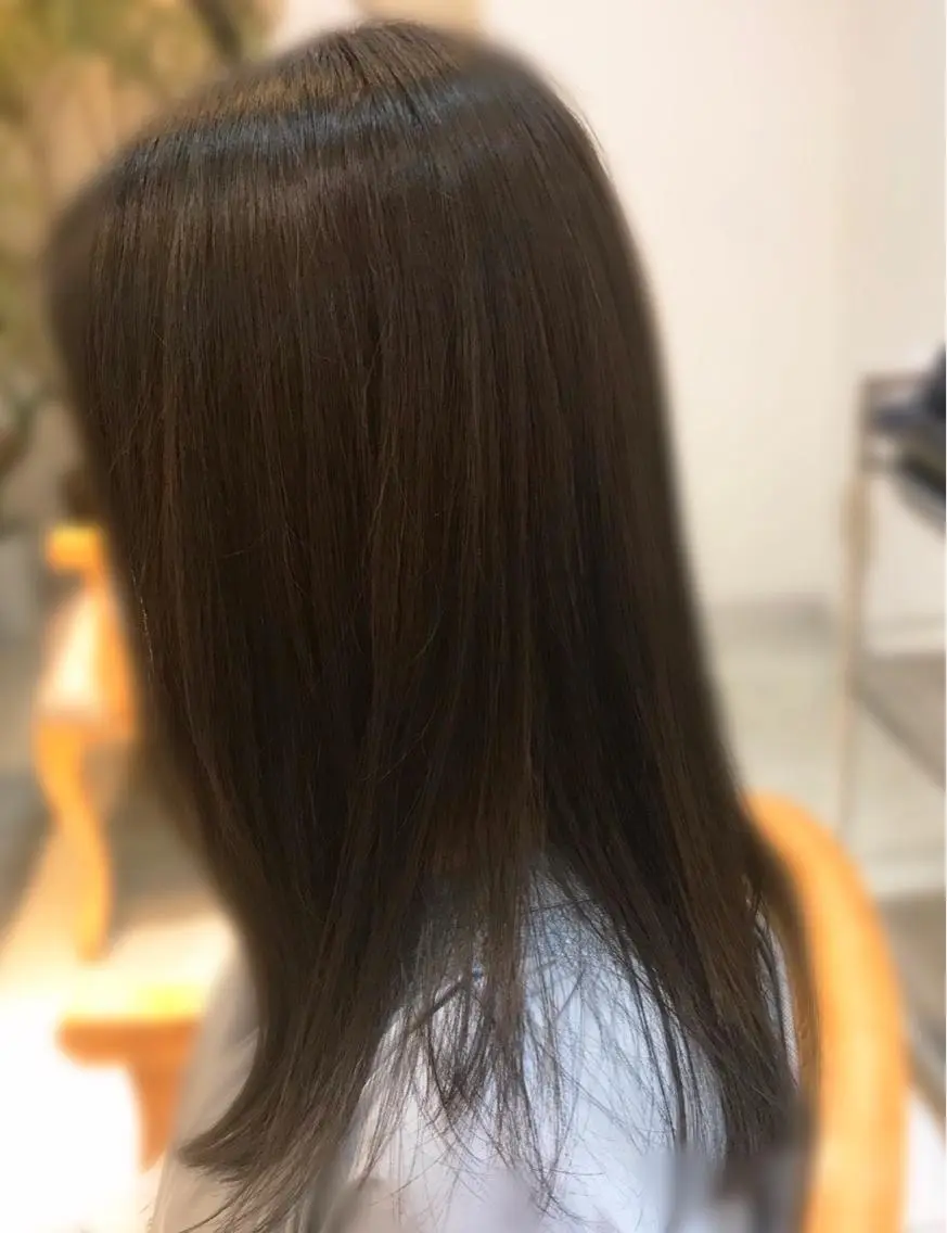 セミロング カラー 透明感カラー 小柳 公邦のヘアスタイル
