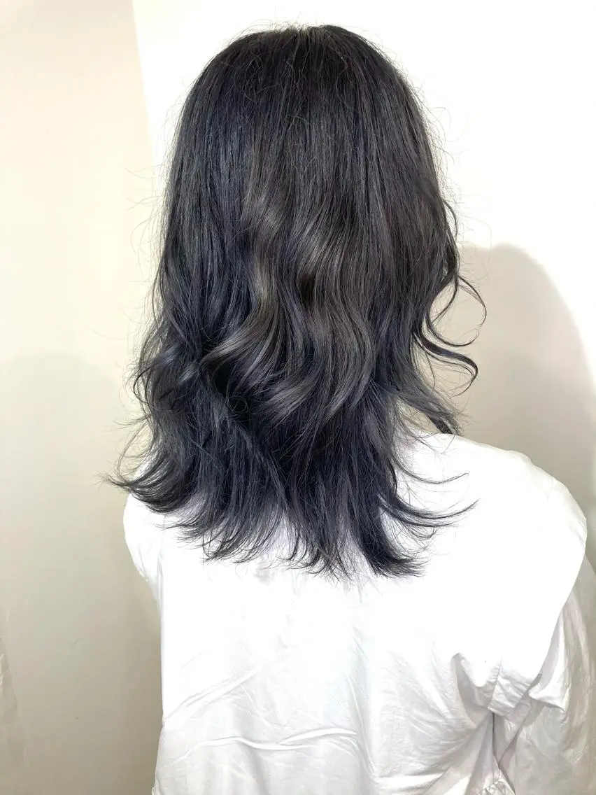 セミロング カット ヘアカラー トリートメント 河野 行史のヘアスタイル