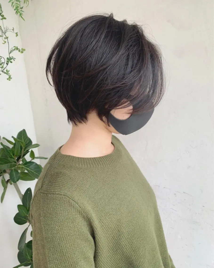 ショート ボブ セシルカット 外国人風カラー ハイライト レイヤーカット カット トリートメント 京都大人女性ショート 徒歩1分/秋山のヘアスタイル
