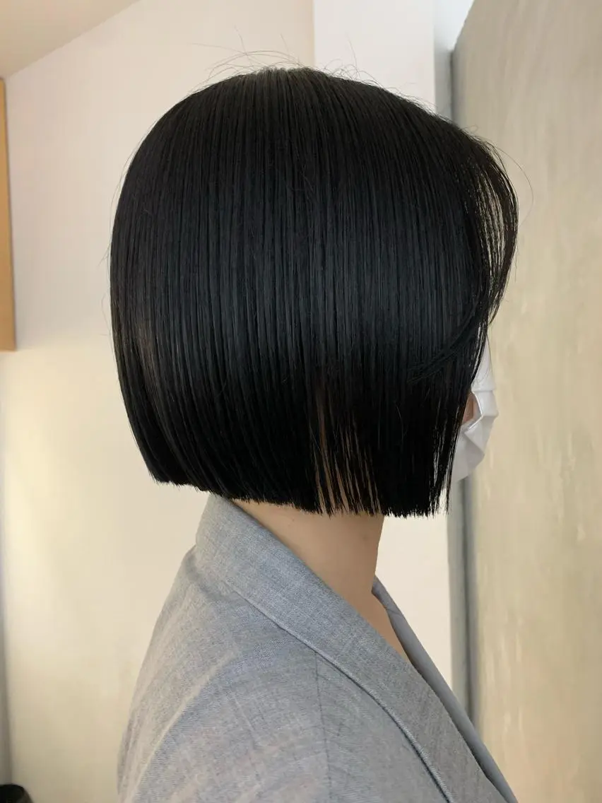 ショート 東のりか/ハイトーン ブリーチカラー/ボブのヘアスタイル