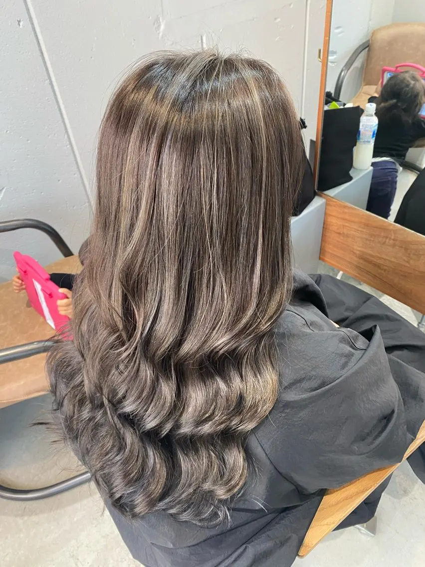 ロング カラー 似合わせレイヤー 阿波座/ふじむらのヘアスタイル