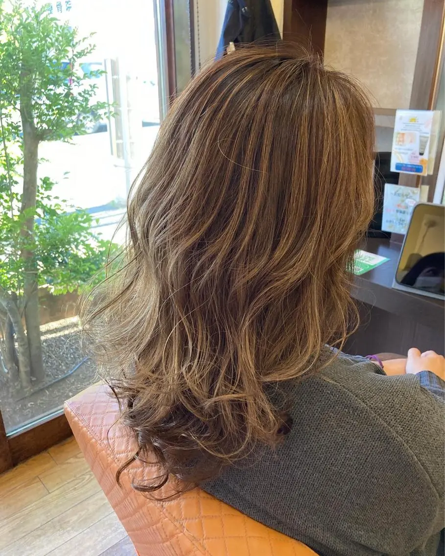 セミロング カラー ヘアカラー WEST✂︎AKI HIRO✂︎大和高田のヘアスタイル