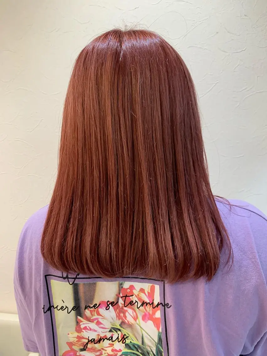 セミロング カラー 店長ハイトーンカラー 柞山史奈のヘアスタイル