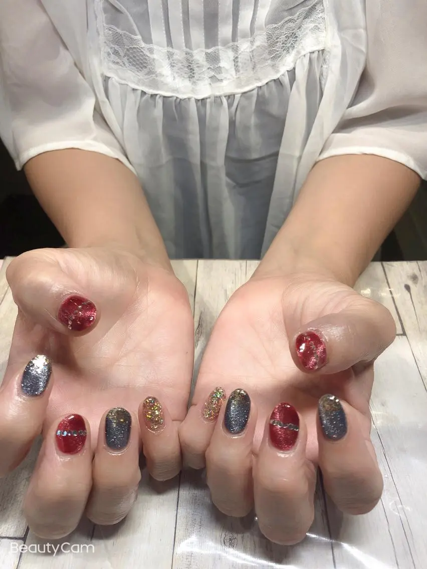 ネイル フラッシュネイル フラッシュマグ マグネットネイル ✨アン ミユ✨のネイルデザイン