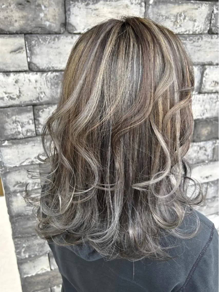 セミロング カラー ハイライトカラー ハイライト ❤️千葉県代表❤️ 店長❤️柿本翔一朗のヘアスタイル