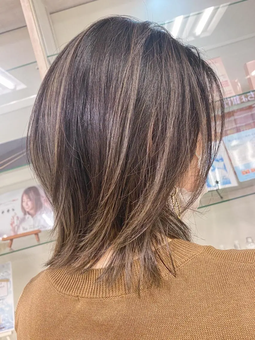 ショート カラー カット ヘアカラー トリートメント 菅村 勇亮のヘアスタイル
