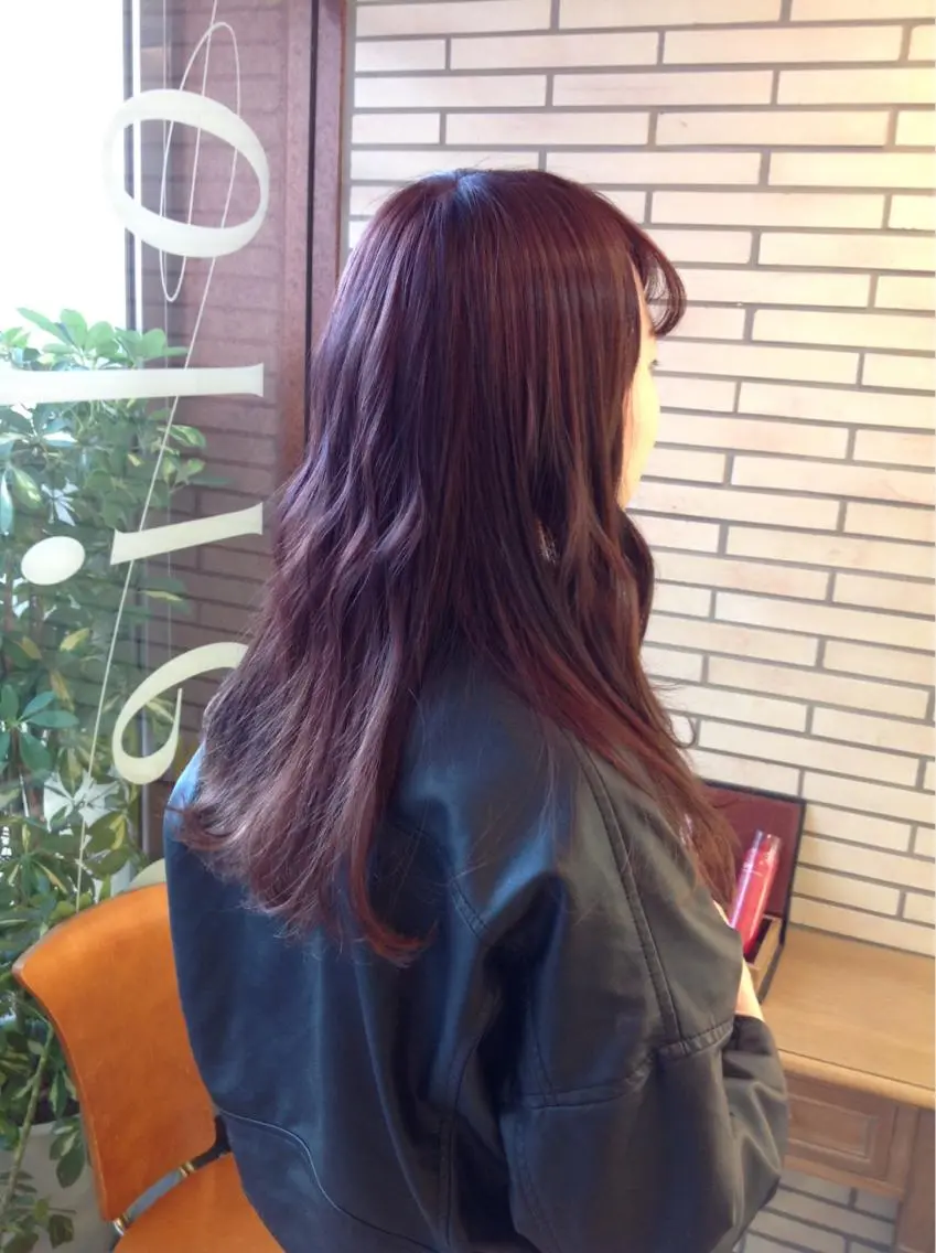 ロング カラー ブリーチ ピンクカラー バイオレットカラー 高橋 聖羅のヘアスタイル