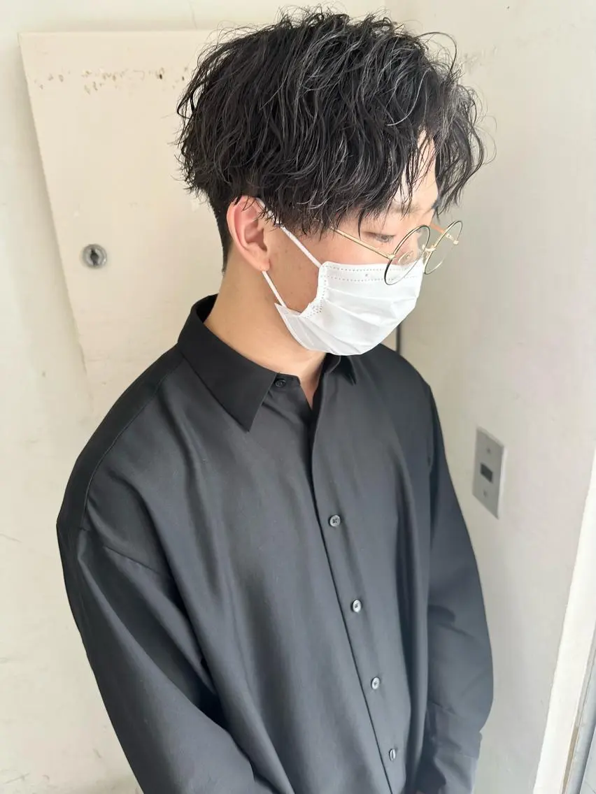 ショート カラー パーマ ヘアアレンジ メンズ キッズ ネイル マツエク・マツパ アイブロウ 成人式 切りっぱなしボブ ショートボブ 子どものヘアアレンジ メンズブリーチ 🦕ウルフカット 🦕akihoのヘアスタイル