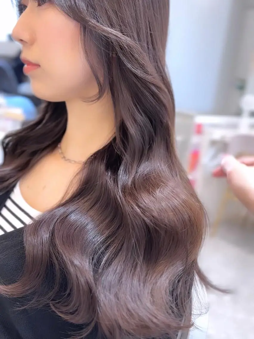 ミディアム カラー カット ヘアカラー トリートメント ヘッドスパ 髪質改善/韓国ヘア レイヤー/新宿/ロミのヘアスタイル