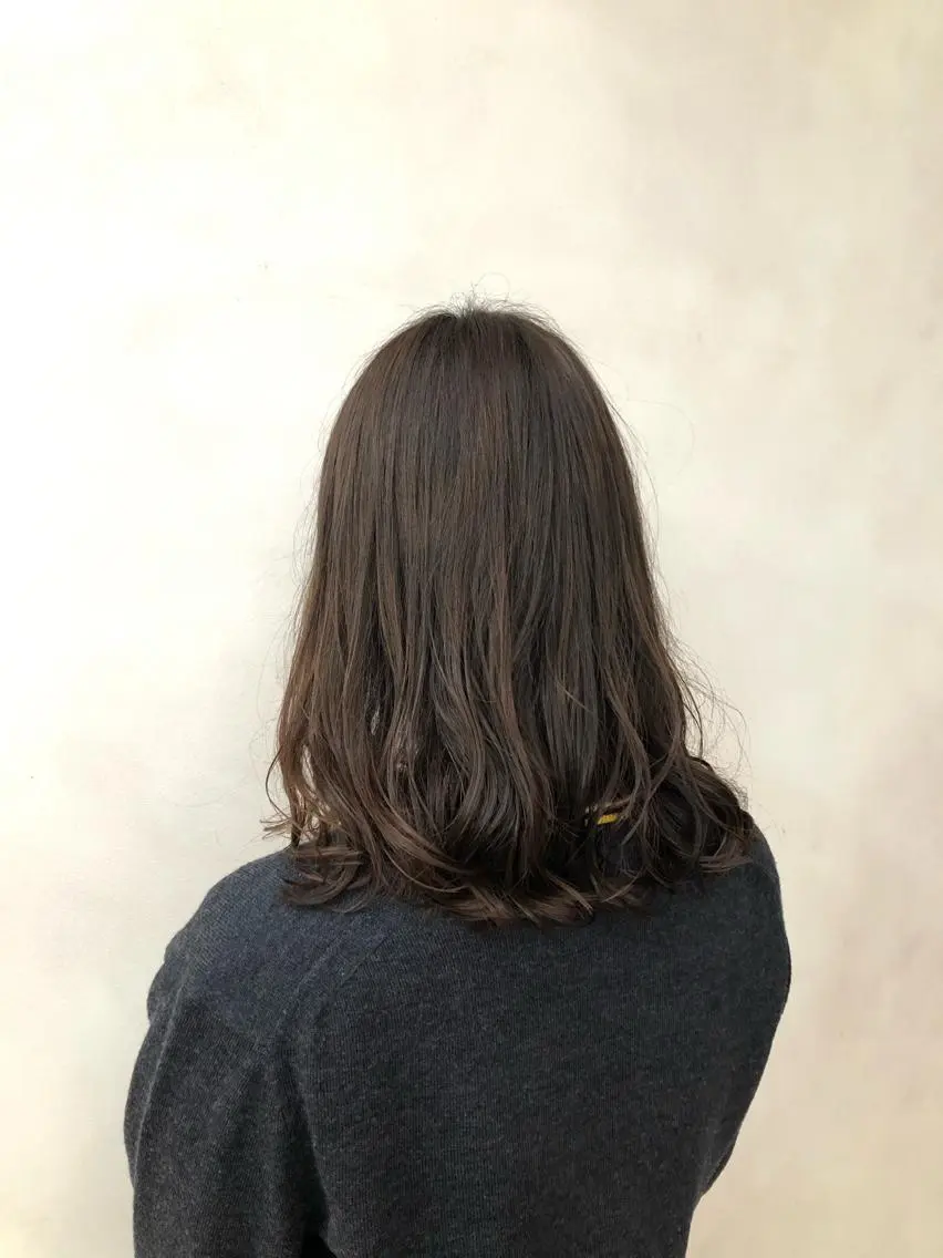 セミロング カット ヘアカラー トリートメント 外ハネボブ♡ YUIのヘアスタイル