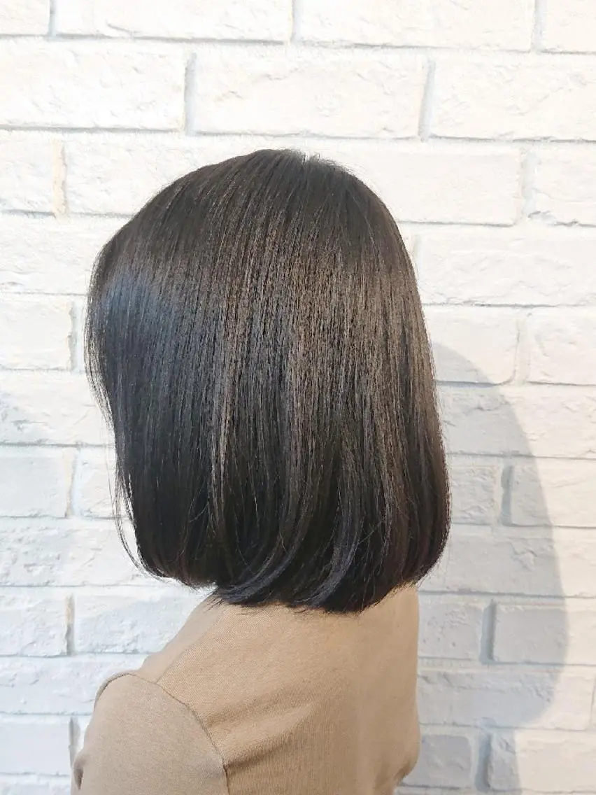 ミディアム 田坂 真弓のヘアスタイル