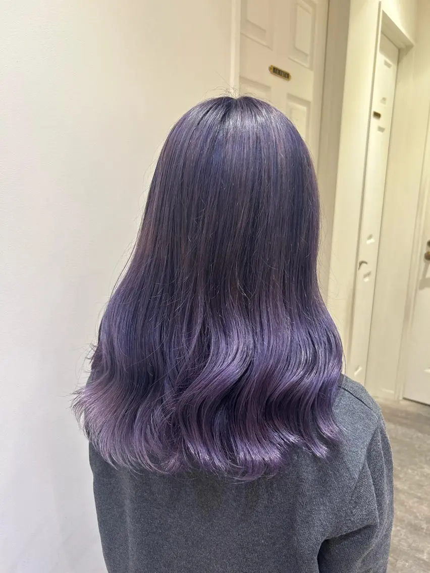ロング カラー ラベンダーカラー ミユ🎀長さ出し 🎨デザインカラーのヘアスタイル