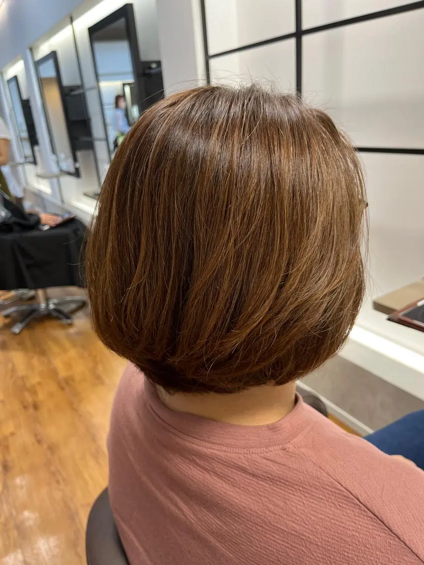 ショート カラー ブリーチ ハイライトカラー ハイライト オ ギのヘアスタイル