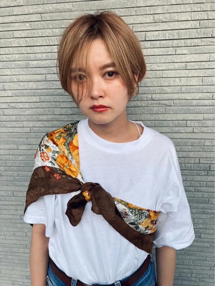 ショート カラー Basis 田口豪司のヘアスタイル