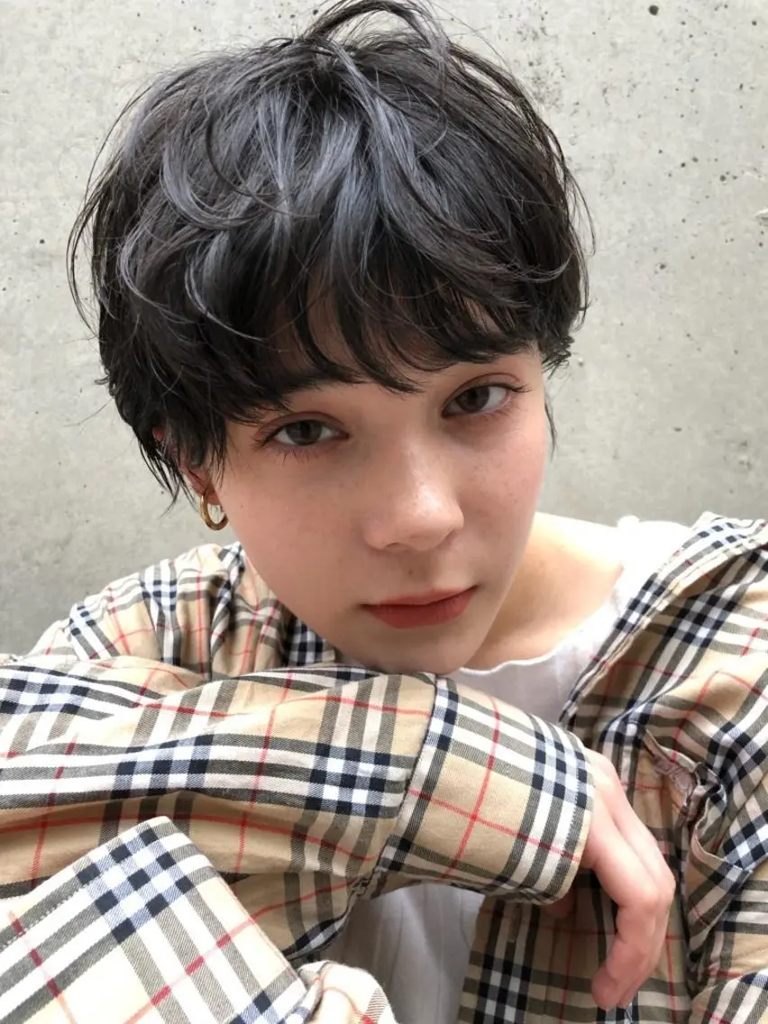 ショート カラー 一ノ瀬 暁のヘアスタイル