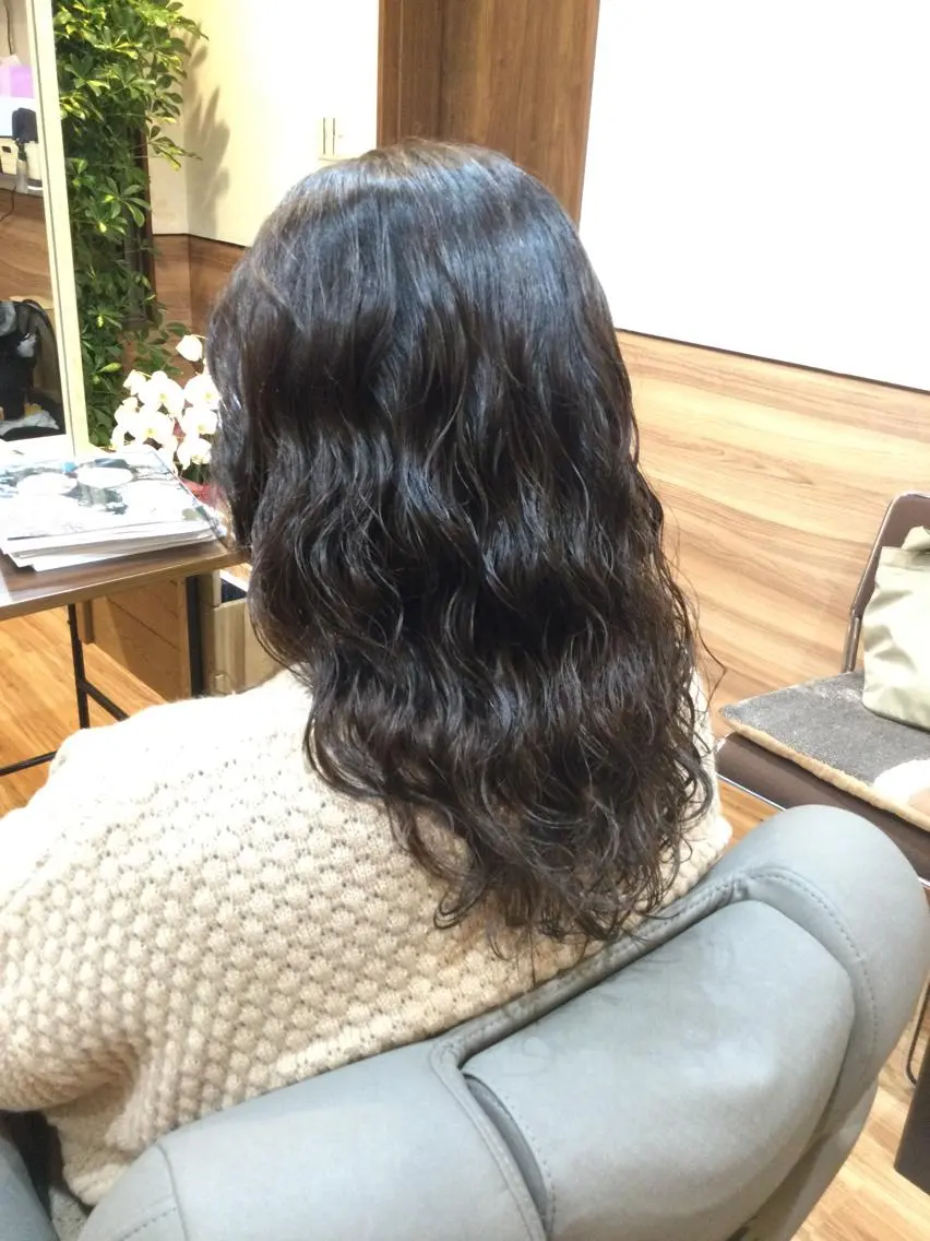 ロング パーマ ロング Annon プライベートサロンのヘアスタイル