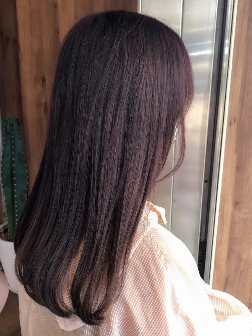 ロング カラー ヘアカラー トリートメント 関 彩花のヘアスタイル