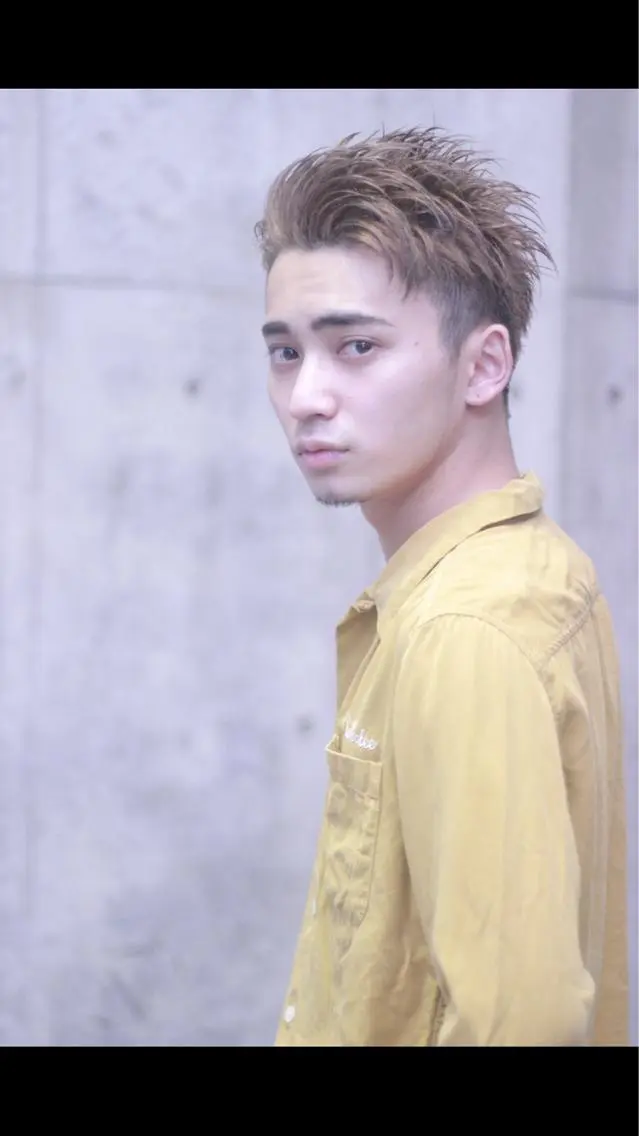 ショート カラー メンズ 及川 光のヘアスタイル