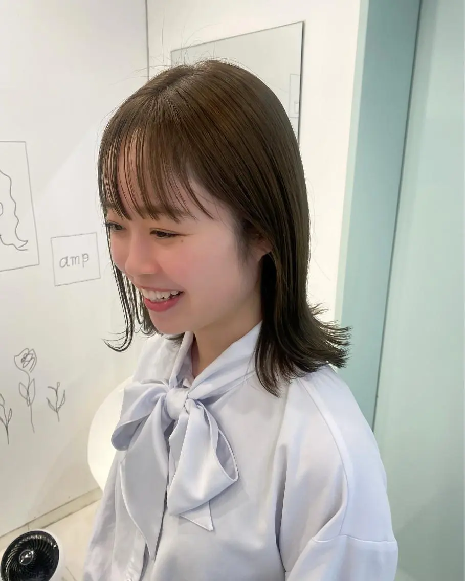 ミディアム カラー 栄/平日限定✨ REIRIのヘアスタイル