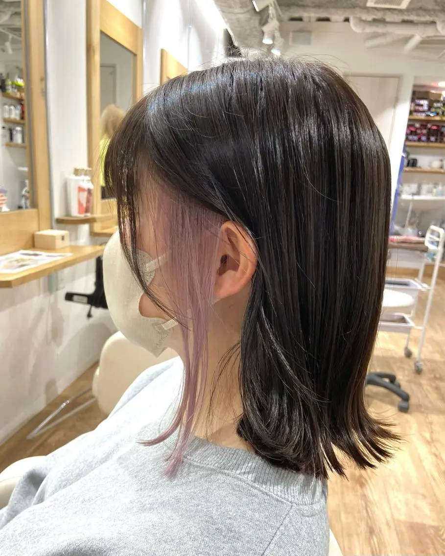 ミディアム カラー 切りっぱなしボブ ショートボブ バレイヤージュ ブリーチ デザインカラー カット ヘアカラー Kensho 京都駅 ケアブリーチのヘアスタイル