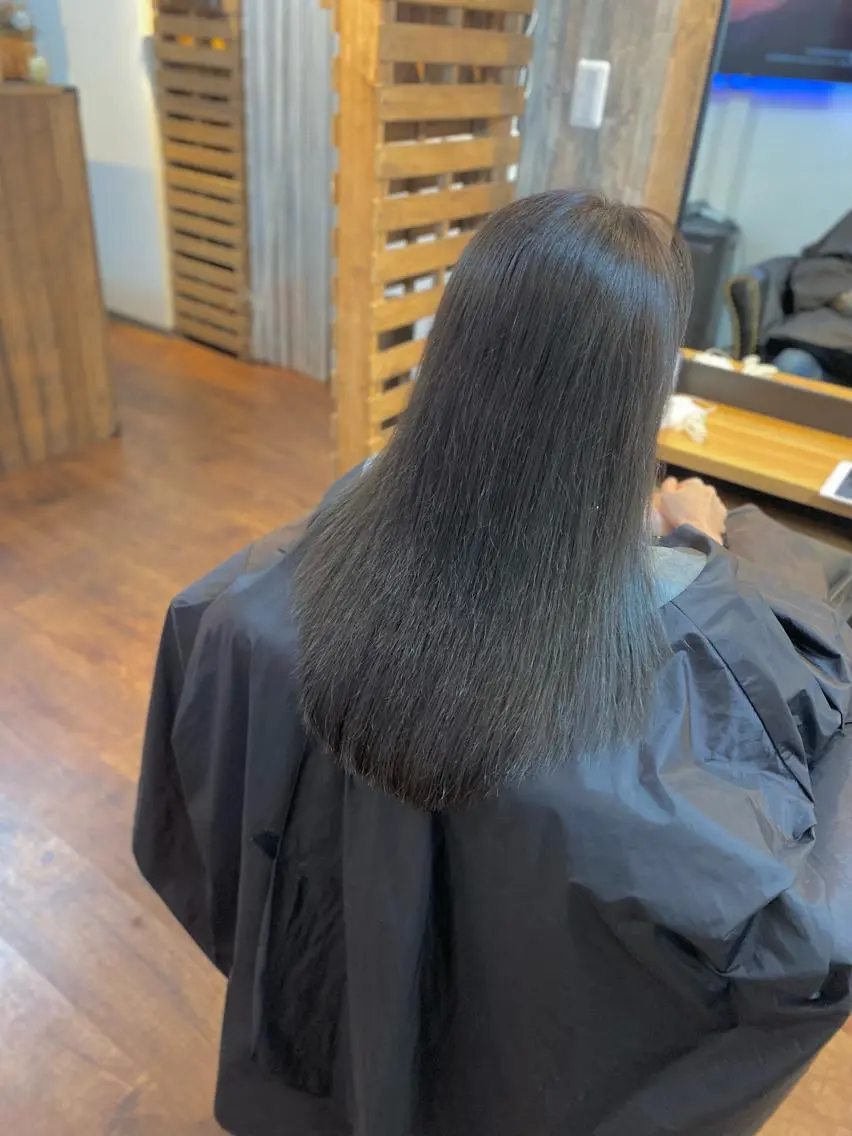 ロング カラー カット ヘアカラー トリートメント Luzir⭐︎ GEN⭐︎のヘアスタイル