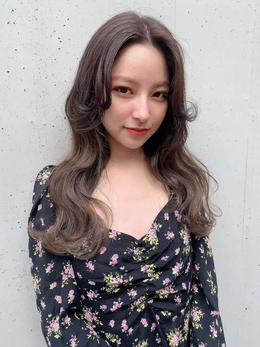 ロング カラー 透明感カラー✂︎ YUKAのヘアスタイル