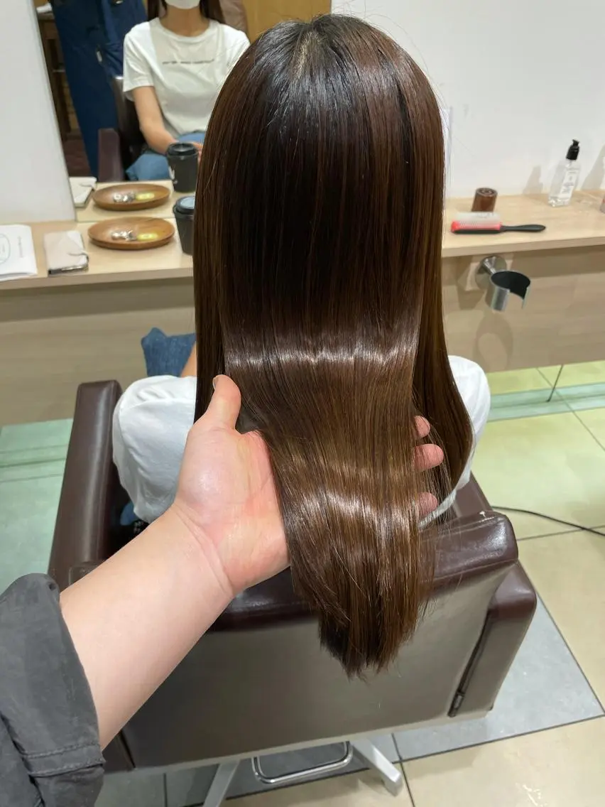 セミロング 縮毛矯正 voyage 森住宏輝のヘアスタイル