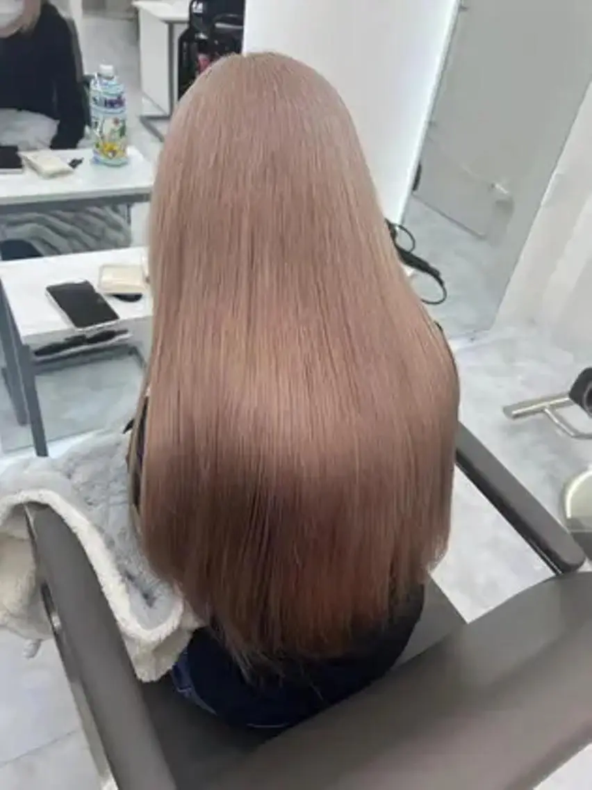 ロング カラー アディクシーカラー アッシュ バレイヤージュ ベージュカラー ブルーカラー 女性専用サロン梅田 髪質改善カラーakiのヘアスタイル
