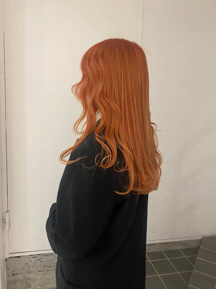ロング ボブ ハイライト 髪質改善 韓国風ヘア レイヤーカット スパイラルパーマ/デ ザインカット/アミのヘアスタイル