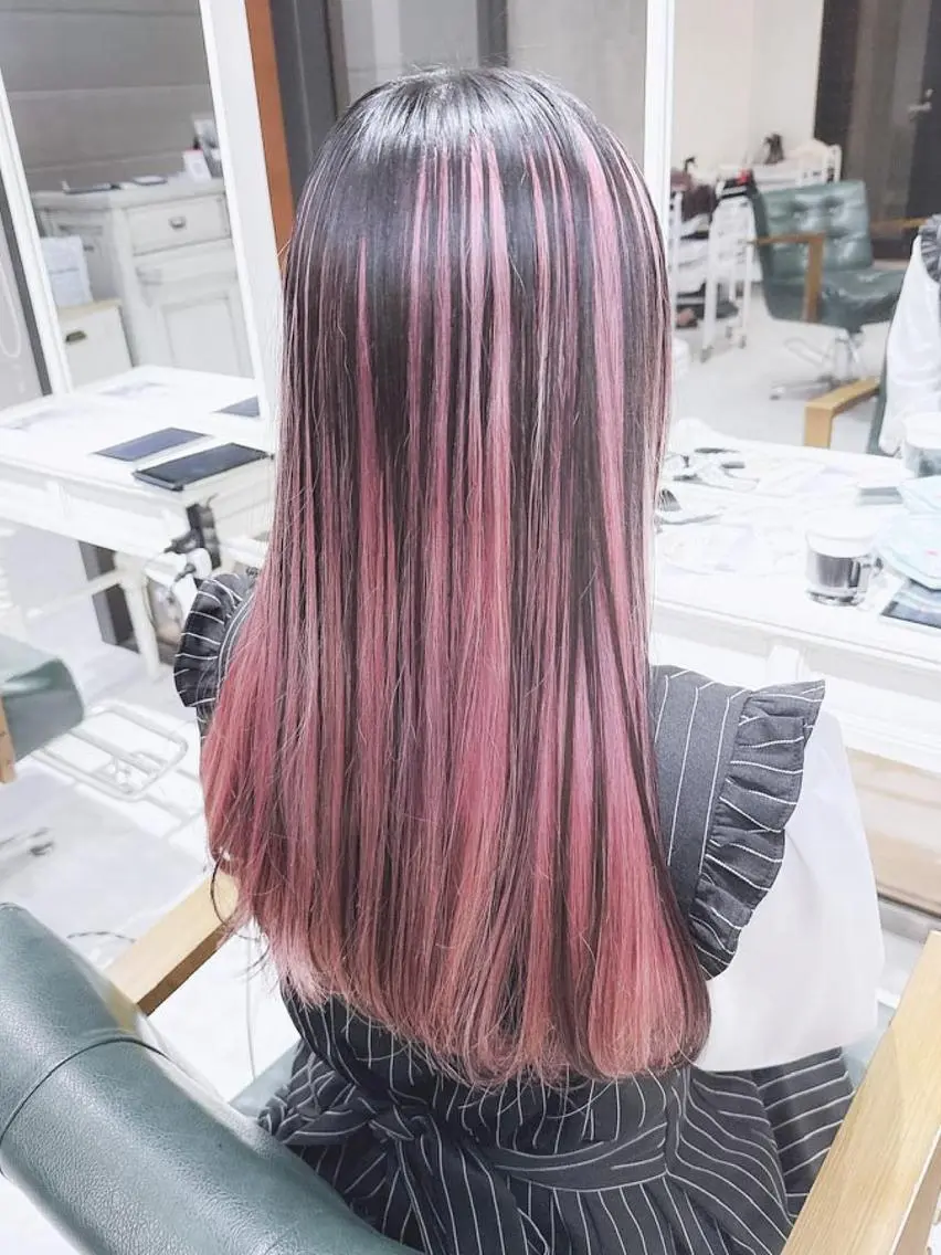 ロング カラー ブリーチ ダブルカラー ハイライトカラー インナーカラー ピンクカラー モテ髪透明感❤️ デイズヘアカラーのヘアスタイル
