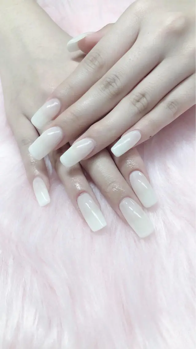 ネイル ハンドネイル MoonNail ユリ🌸のネイルデザイン