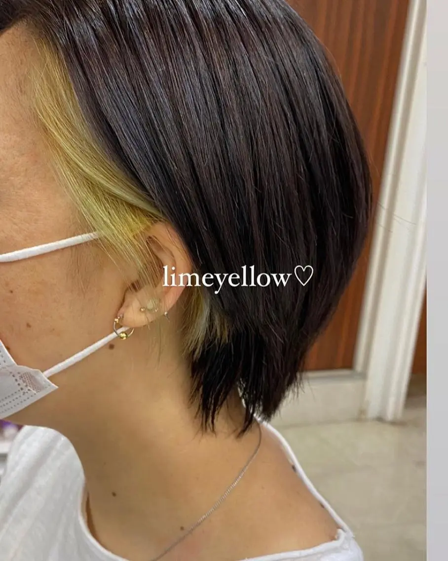 ショート カラー ハイライトカラー インナーカラー イエローカラー ハイライト 髪質改善 justbeauty CiNQのヘアスタイル