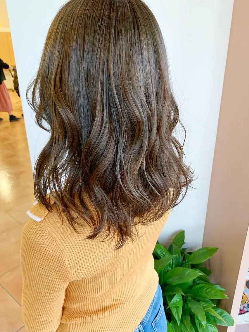 ロング ヘアカラー トリートメント karen ☺︎のヘアスタイル