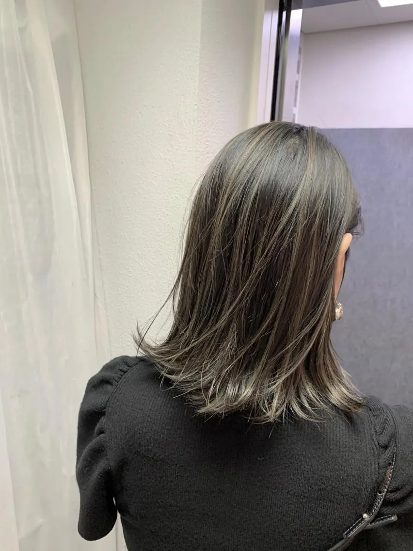 ミディアム カラー パーマ ヘアアレンジ アディクシーカラー ブリーチ ケアブリーチ グレージュ ハイライトカラー ヘアカラー 縮毛矯正/美髪 髪質改善/石田幸輔のヘアスタイル