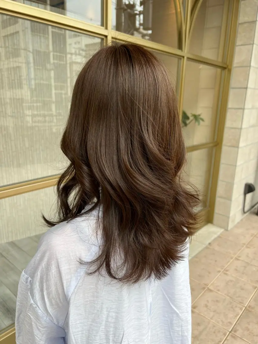 セミロング ヘアカラー トリートメント Aya/四条烏丸/ 酸性ストレートのヘアスタイル