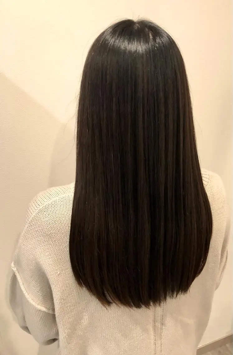 ロング カット 縮毛矯正 トリートメント 森田 真由のヘアスタイル