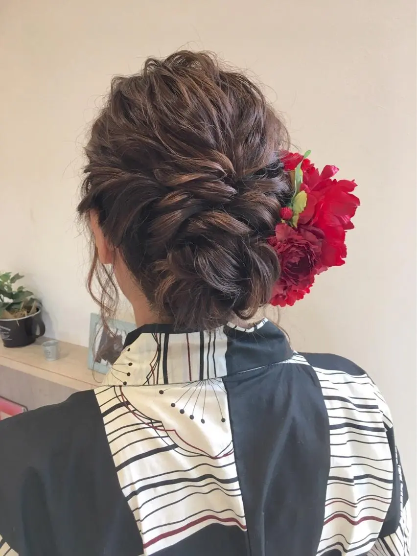 ミディアム ヘアアレンジ 浴衣 ブリーチ/ハイトーン 天童市/SERINAのヘアスタイル