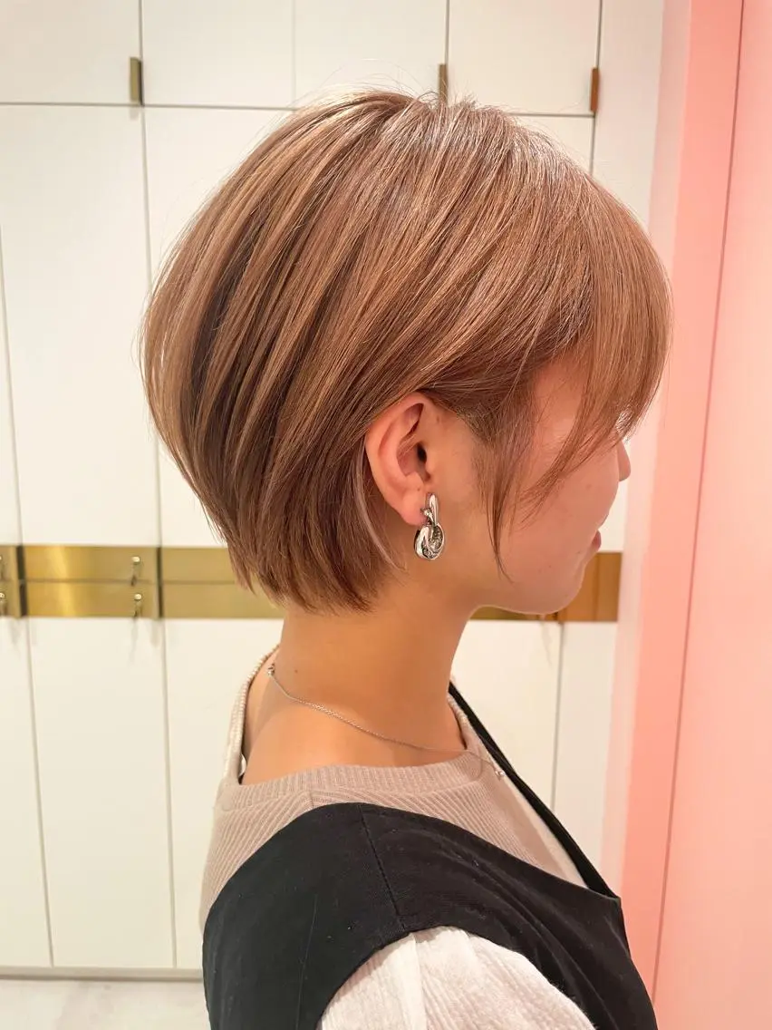 カラー レイヤーカット/透明 感カラー🐬永井瑠栞のヘアスタイル