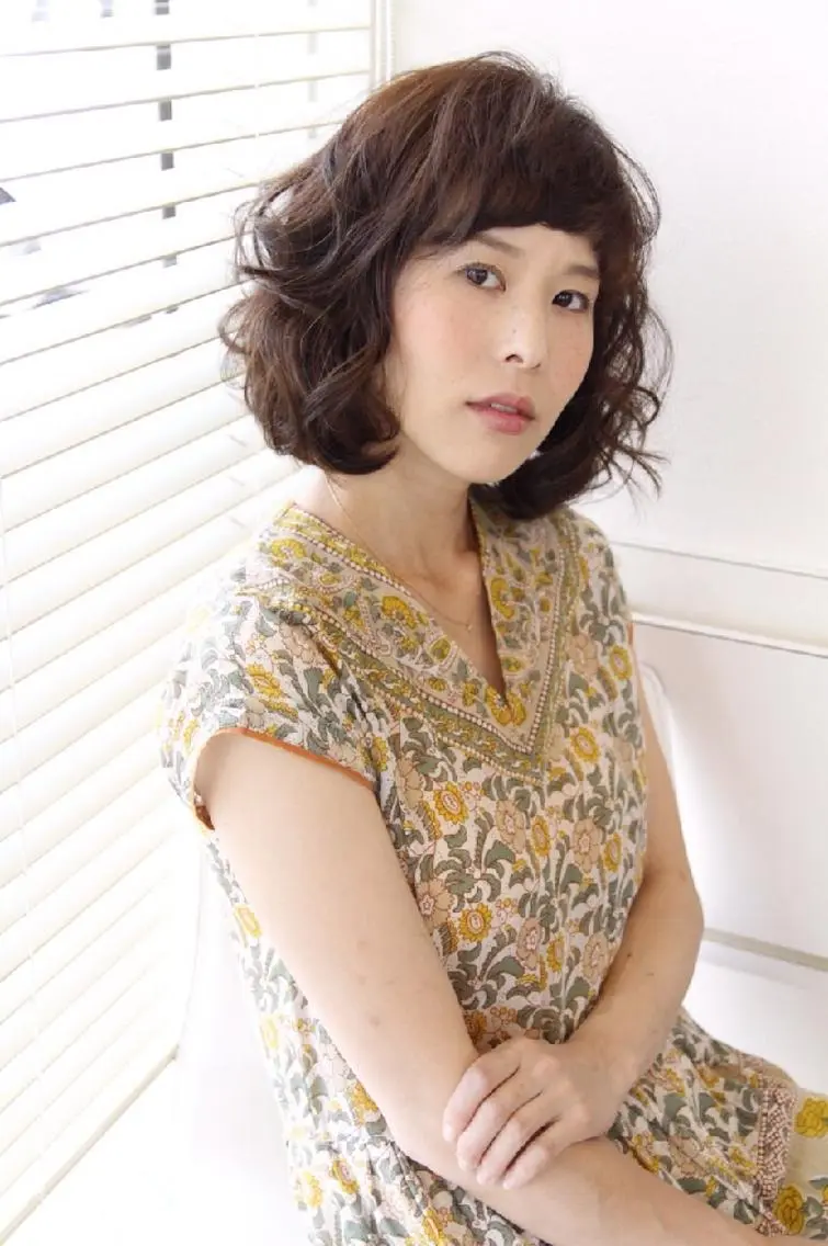 ミディアム パーマ カラー charme 木澤のヘアスタイル