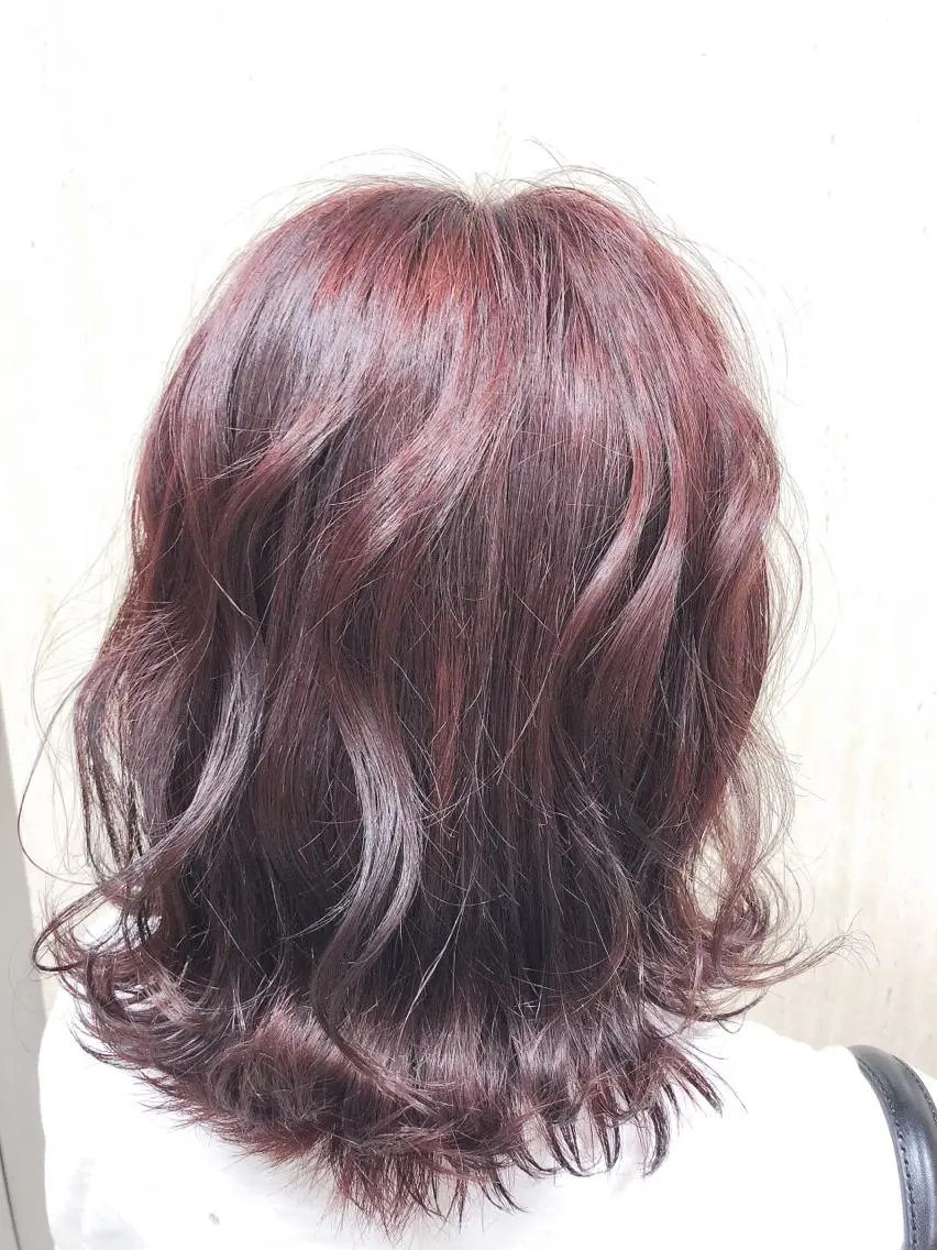ミディアム カラー ボルドーカラー レッドカラー カット ヘアカラー トリートメント 田中 アキオのヘアスタイル