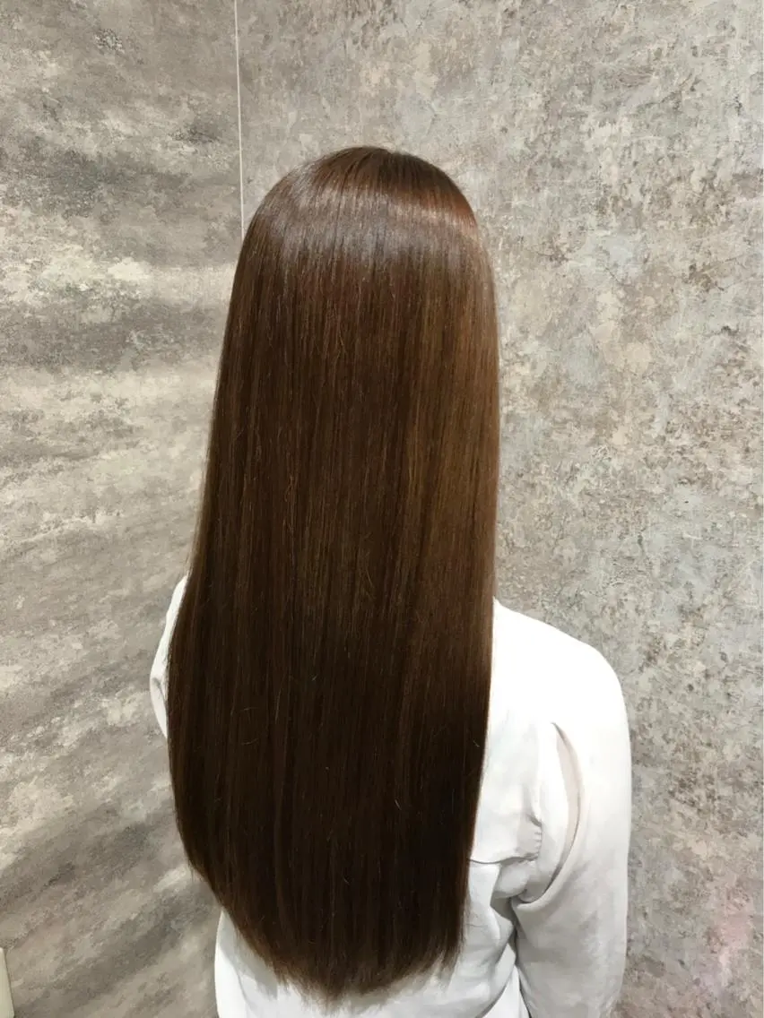 ロング カラー パーマ ベージュカラー ストレートパーマ Blanco Color&Careのヘアスタイル